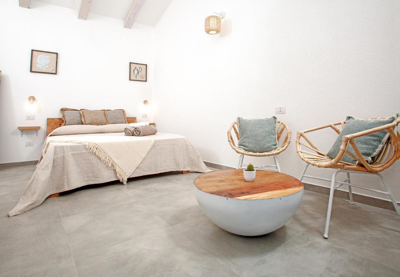 La Casa Di Memmi Suites & Rooms Санта-Тереза-Галлура Экстерьер фото
